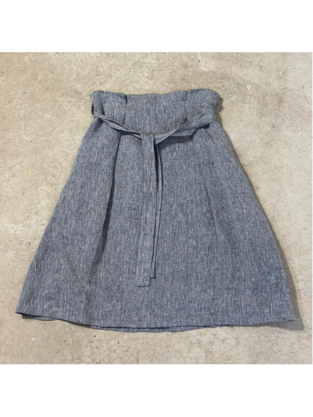 Great Plains Gray Linen Skirt Women’s Size 8 Back Zipper Tie Front Gathered Top
